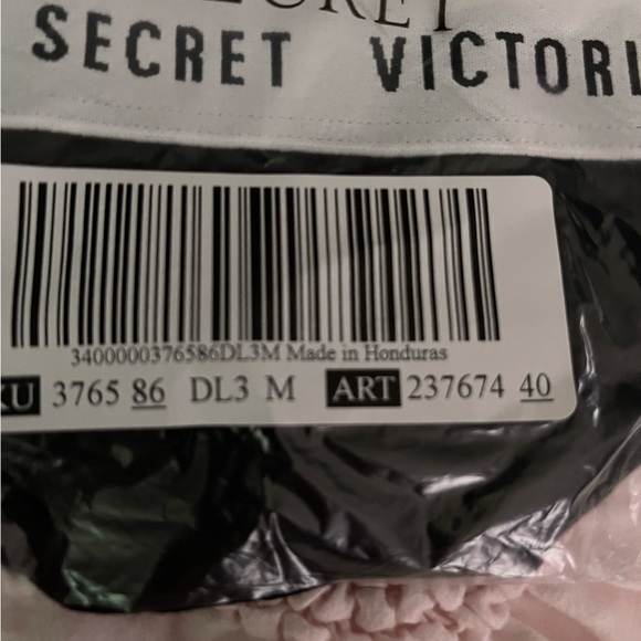 Victoria’s Secret cotton logo thong in black size medium - Picture 3 of 3